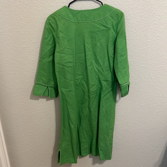 Apple green J Crew Tunic. Size M - Picture 3 of 3